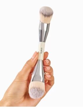CIELE - The Blush Brush - Dual-Ended